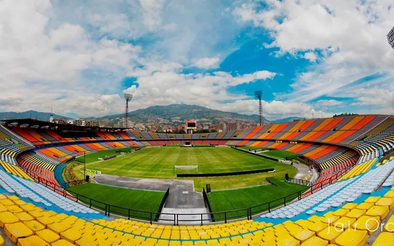 E2P Comodo Apartamento En Laureles Estadio 2 Habitaciones 2 Banos Medellin 0*,